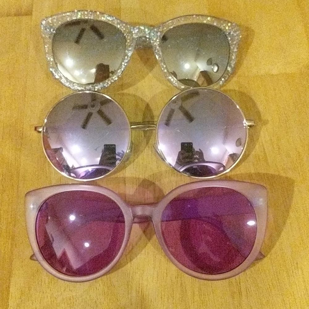 Fun sunglasses bundle